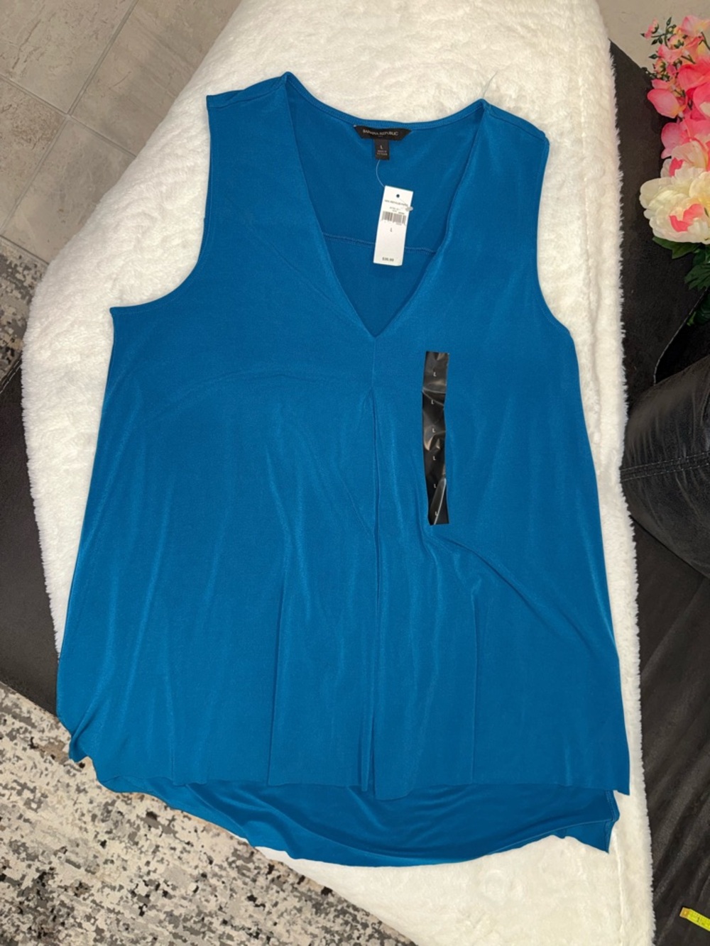 2 x 20$ Banana Republic Teal V-Neck Sleeveless Tank Size Large